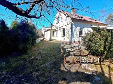 Dom z dużą działką i potencjałem remontu w Zalesiu dom Kielce, Zalesie