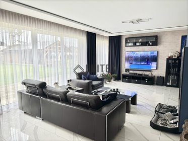 dom na sprzedaż 281m2 dom Obora, Różana