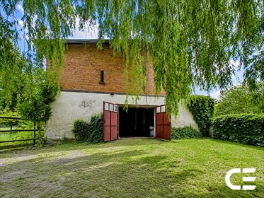 Sprzedam siedlisko 2,3 ha z stajnią, stawami i potencjałem dom Zbytowa