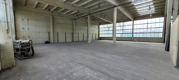 Hale magazynowe z biurami 2500 m² w Gliwicach. lokal użytkowy Gliwice