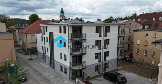 Nowoczesne 4-pokojowe mieszkanie z ogródkiem i garażem mieszkanie Jelenia Góra, Cieplice Śląskie-Zdrój