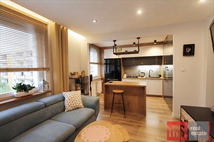 Do sprzedania przestronne 61 m² mieszkanie z balkonem w Radzionkowie mieszkanie Radzionków, Sadowa