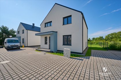 Nowoczesny dom z ogrodem 109 m², blisko Wrocławia. dom Bielawa, Lawendowa