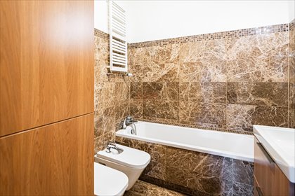 Sprzedam przestronne 79 m² mieszkanie w kamienicy przy Placu Grunwaldzkim mieszkanie Wrocław, Śródmieście, Plac Grunwaldzki, Marii Curie-Skłodowskiej