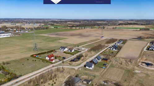 Działka 1843 m² pod dom z oczkiem wodnym, pełne media działka Przyjaźń, Miła