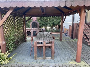 Przestronny dom bliźniak z dużym garażem i potencjałem dom Sochaczew