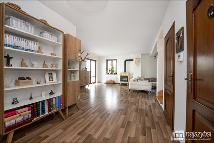 Przestronny dom z osobnym mieszkaniem i nowoczesnym jacuzzi dom Koszalin