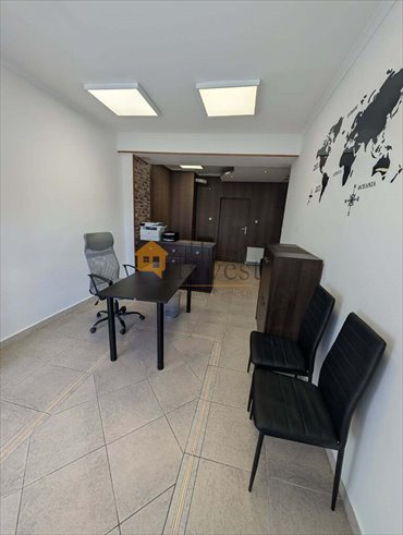 Gotowy lokal usługowy 39 m² z dużą witryną i parkingiem. lokal użytkowy Legnica, Fabryczna