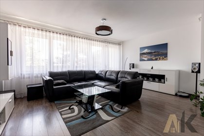Przestronne 3-pokojowe mieszkanie 72,37 m² - balkon i piwnica mieszkanie Nowy Sącz, Batalionów Chłopskich