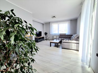 Na sprzedaż przestronny dom 212 m² z osobnym wejściem i potencjałem dom Czempiń