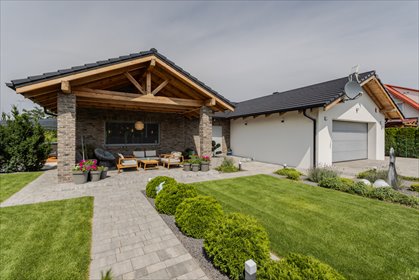 Przestronny dom 210 m² w Fałkowie z 5 pokojami, gotowy do zamieszkania dom Fałkowo