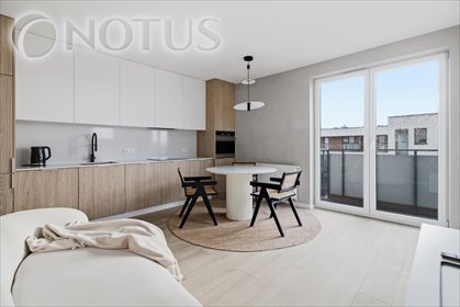 Do sprzedania komfortowe 3-pokojowe mieszkanie 43 m² na ostatnim piętrze w Krakowie mieszkanie Kraków, Poznańska