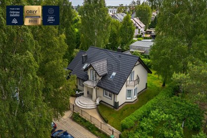 Sprzedam przestronny dom z ogrodem w Chwaszczynie dom Chwaszczyno, Księdza Sarnowskiego