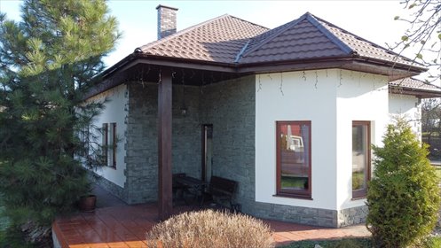 Ekskluzywny dom z basenem i drewnianym gościńcem dom Jodłówka-Wałki