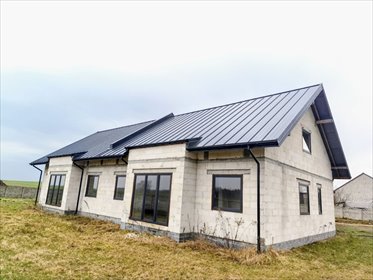 Nowoczesny bliźniak 160 m² z dużą działką i poddaszem dom Krzywanice