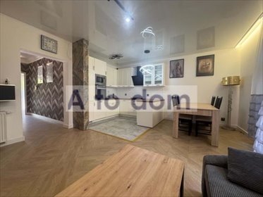 Dom z ogródkiem 160 m2, garaż, gotowy do zamieszkania dom Kobyłka