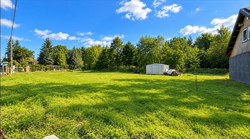 Do sprzedania działka 1289 m² w Nizinach z dostępem do drogi asfaltowej działka Uraz, Niziny