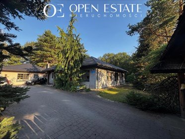 Przestronny dom z kominkiem i tarasem, gotowy do zamieszkania dom Chotomów, Tęczowa