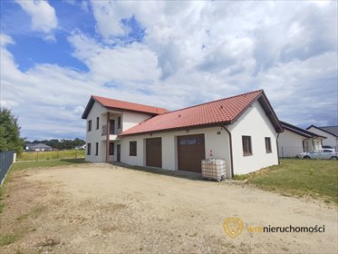 Nowoczesny dom usługowo-mieszkalny 266 m² w Jelczu-Laskowicach zapraszam dom Jelcz-Laskowice, Oleśnicka