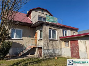 Dom z potencjałem w centrum Dukli, 103 m2, działka 4,29 ar dom Dukla, Zielona