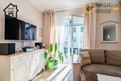 Dom z ogrodem, kominkiem i garażem w Rumi dom Rumia, Partyzantów