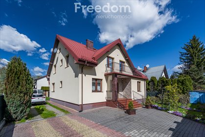 Do sprzedania komfortowy dom 165 m² z dużym ogrodem w Halinowie dom Halinów