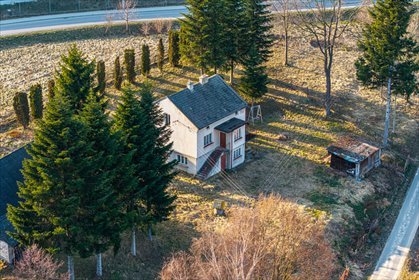 Zapraszam do obejrzenia działki 4700 m² z budynkami i MPZP działka Kielanówka