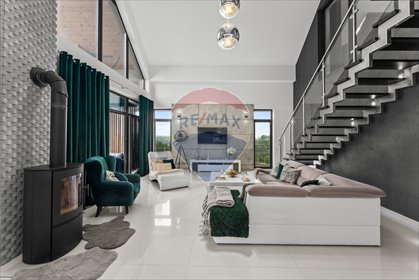 dom na sprzedaż 300m2 dom Czerwienne