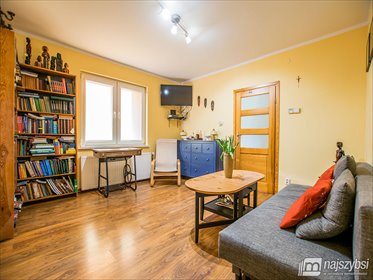 Polecam dom z działką i garażem w Trzebiatowie dom Trzebiatów, Centrum Miasta