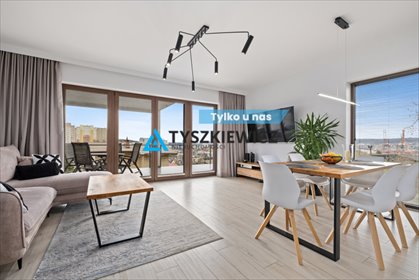 Nowoczesny dom z panoramicznym widokiem na port w Gdyni dom Gdynia, Obłuże, Brukarska