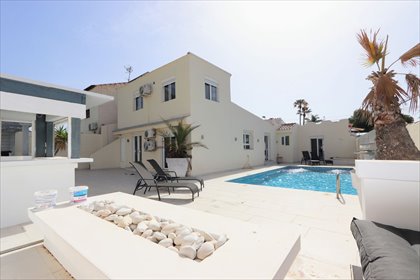 Willa 175 m² z basenem i tarasami w Los Balcones dom Los Balcones, Costa Blanca