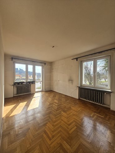 Przestronne 3 pokoje z dużą kuchnią i piwnicą mieszkanie Gorlice, Michalusa