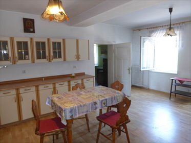 Duży apartament z potencjałem, 100 m2, blisko Parku mieszkanie Kudowa-Zdrój, UL Zdrojowa