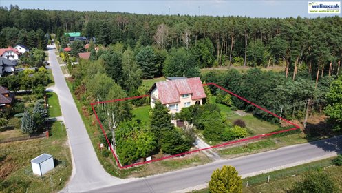 Zapraszam do domu 200 m² z dużą działką 1592 m² w Ręcznie dom Ręczno