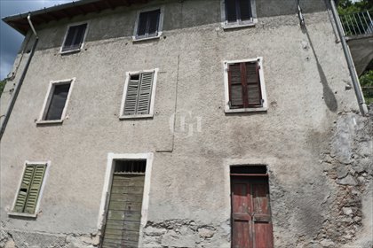 dom na sprzedaż 300m2 dom Como
