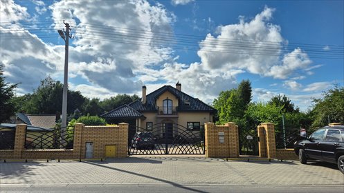 Do sprzedania przestronny dom 200 m² w Żółtaniec-Kolonii dom Żółtańce-Kolonia, ks. Józefa Dąbrowskiego
