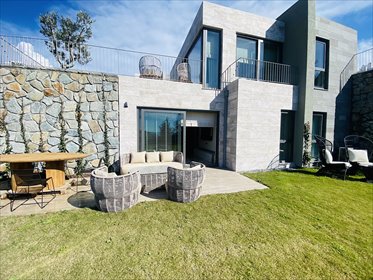 Widok na morze, basen i ogród – apartament w Bodrum mieszkanie İslamhaneleri, İslamhaneleri, Bodrum, Muğla