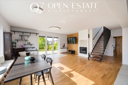 Przestronny dom 290 m² z loftowym stylem i kominkiem dom Skrzeszew, Józefa Chełmońskiego