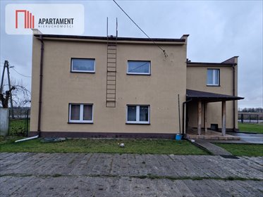 Zapraszam do obejrzenia dużego domu z magazynami i wiatami - idealny na inwestycję dom Żnin