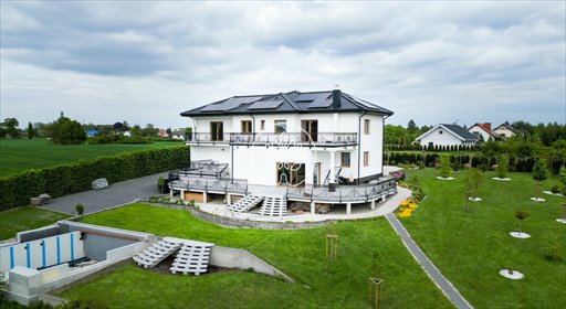 Polecam luksusową rezydencję 450 m² z prywatnym stawem i ogrodem 7500 m² dom Wtelno