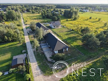 Przestronny dom 182,9 m² z garażem i dużą działką. dom Kąty