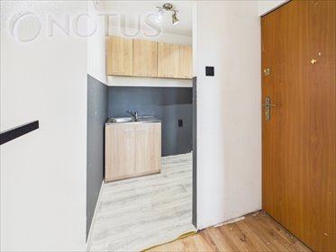 Atrakcyjne 17 m² z osobną kuchnią i niskim czynszem mieszkanie Bielsko-Biała, Orchidei