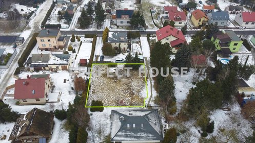 działka na sprzedaż 673m2 działka Skrzynki