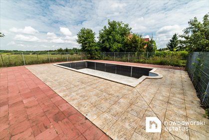 Dom na sprzedaż Kolonia Lesiów 720m2 Foto 7