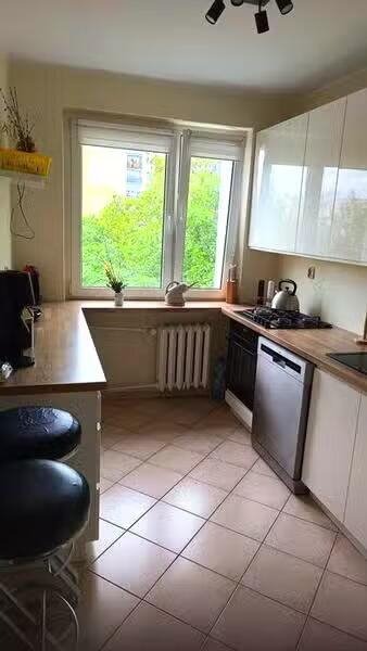 Przestronne 3-pokojowe mieszkanie z balkonem i piwnicą mieszkanie Gliwice, osiedle Kopernika, Bereniki