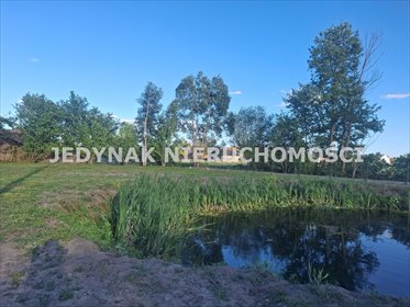 Do sprzedania unikatowa działka 1031 m² z własnym stawem działka Lipniki