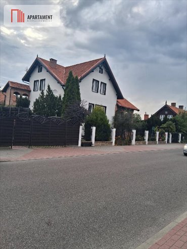 Solidny dom inwestycyjny przy plaży w Stegnie. dom Stegna