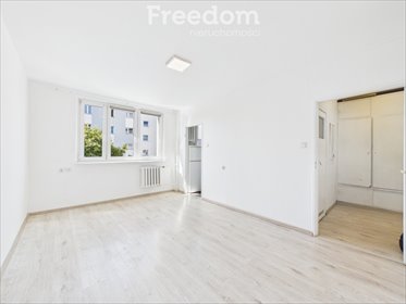 Sprzedam kawalerkę 26 m² z oddzielną kuchnią w Starogardzie Gdańskim mieszkanie Starogard Gdański, Osiedle Mikołaja Kopernika