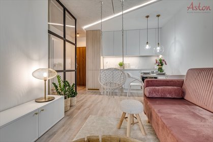 Nowoczesne 27 m² z balkonem, pełne wyposażenie mieszkanie Tychy, Żwaków