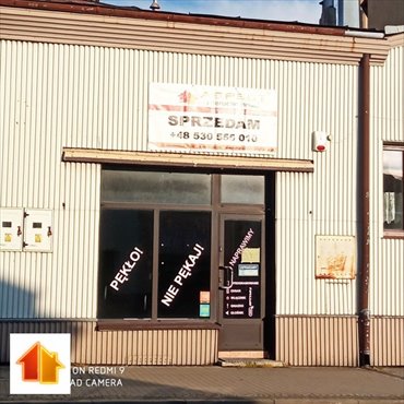 Kamienica w centrum Kolbuszowej z niezależnymi wejściami dom Kolbuszowa, Plac Wolności